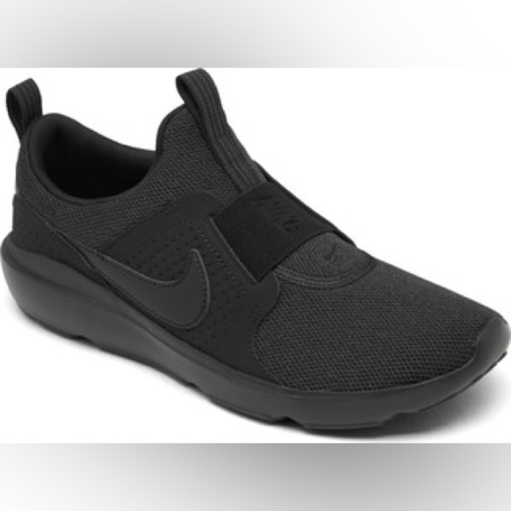 Nike Women’s AD Comfort Slip-On Casual Sneakers 9.5 Black
